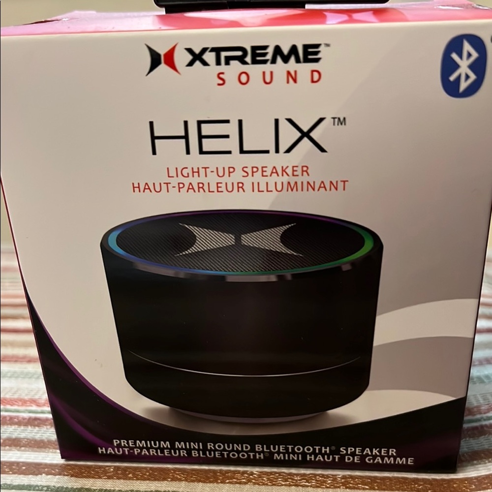 NIB. Helix Xtreme Bluetooth Light-Up Portable Sound Speaker LED